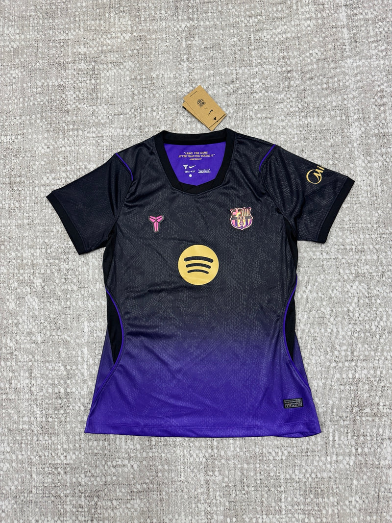 Maillot Extérieur 26/27 FC Barcelona x Kobe Bryant – Noir & Violet
