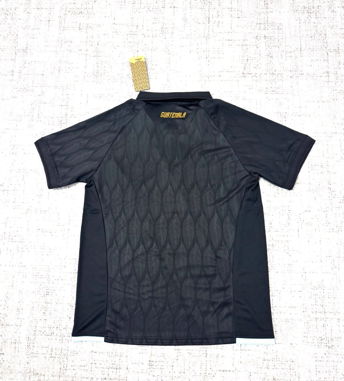 Guatemala – Maillot Extérieur Noir, Bleu Ciel & Or – Adulte
