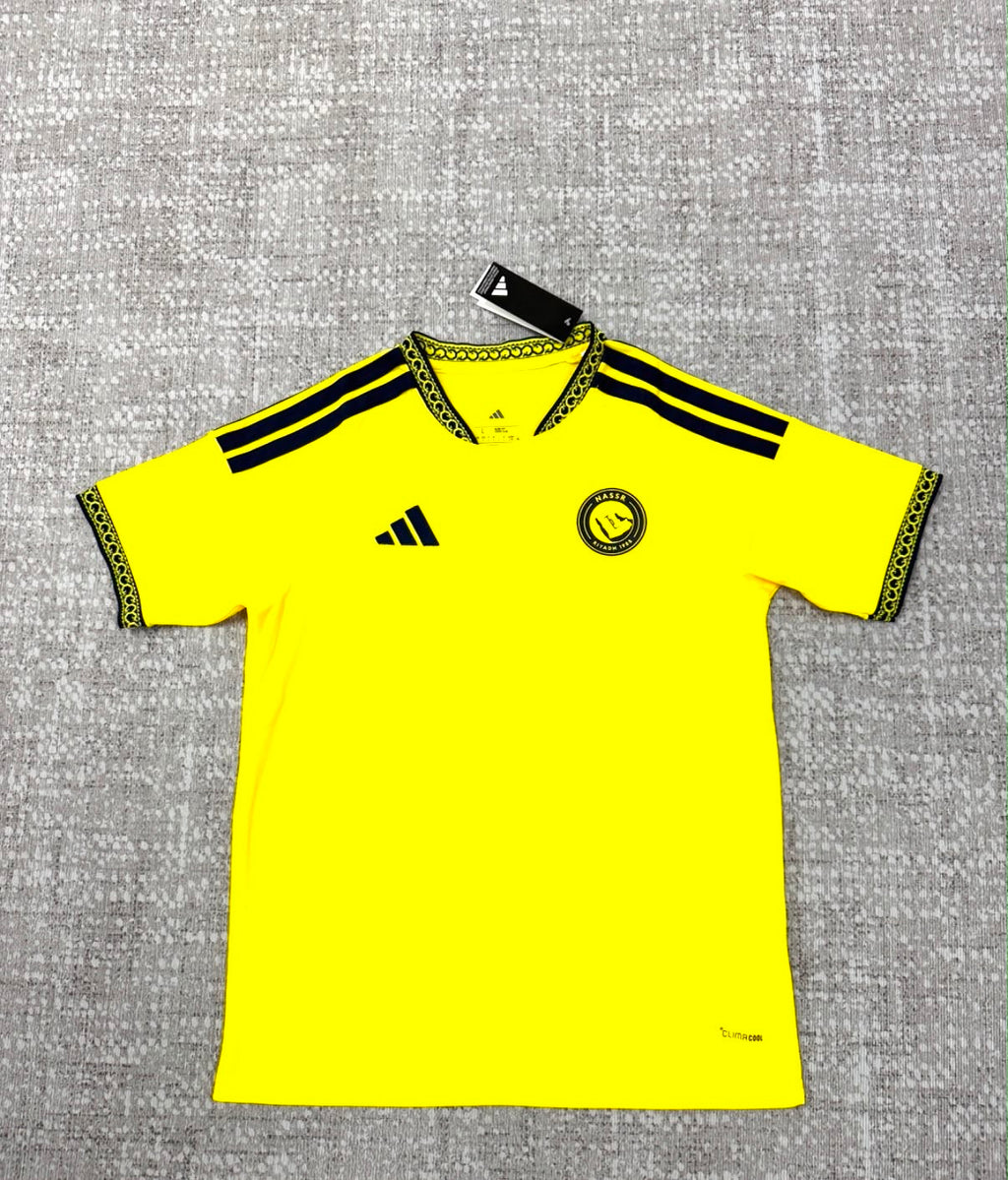 Maillot domicile Al Nassr 2025/26 jaune vue de face