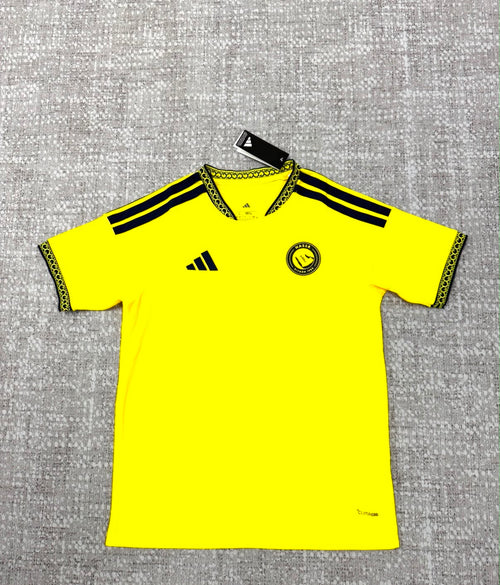 Maillot domicile Al Nassr 2025/26 jaune vue de face