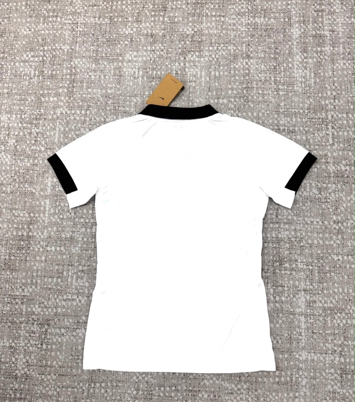 Atlético Mineiro maillot blanc noir et or vue arrière