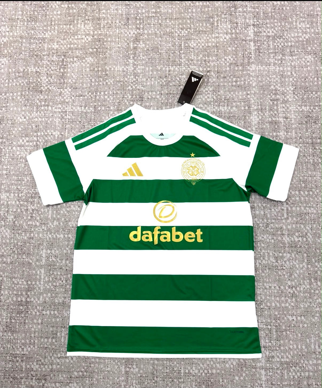 Maillot domicile Celtic FC 2026/27 vert et blanc édition 60e anniversaire vue de face