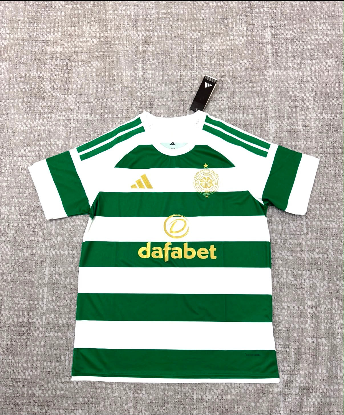 Maillot domicile Celtic FC 2026/27 vert et blanc édition 60e anniversaire vue de face