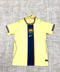 FC Barcelona maillot rétro crème bleu et rouge vue de face