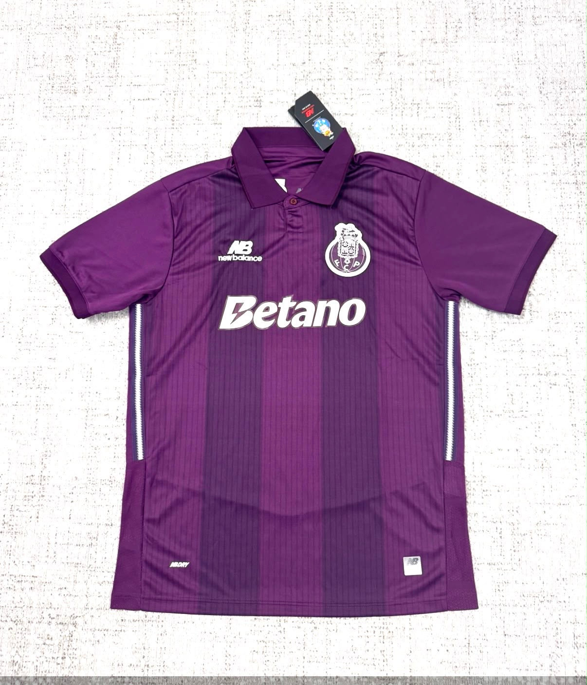 Maillot extérieur FC Porto 2026/27 violet vue de face
