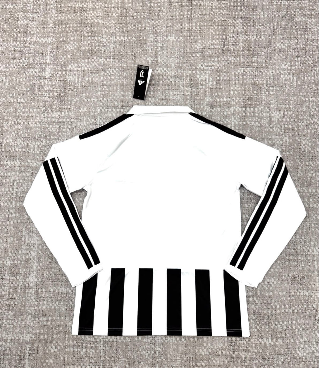 Maillot domicile Juventus 2026/27 manches longues vue de dos