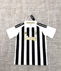 Maillot domicile Juventus 2026/27 manches courtes vue de face