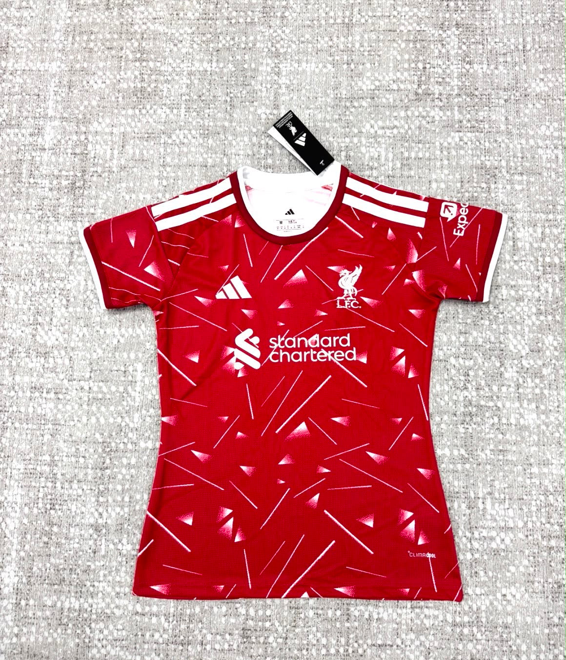 Maillot domicile Liverpool 2026/27 rouge et blanc - face