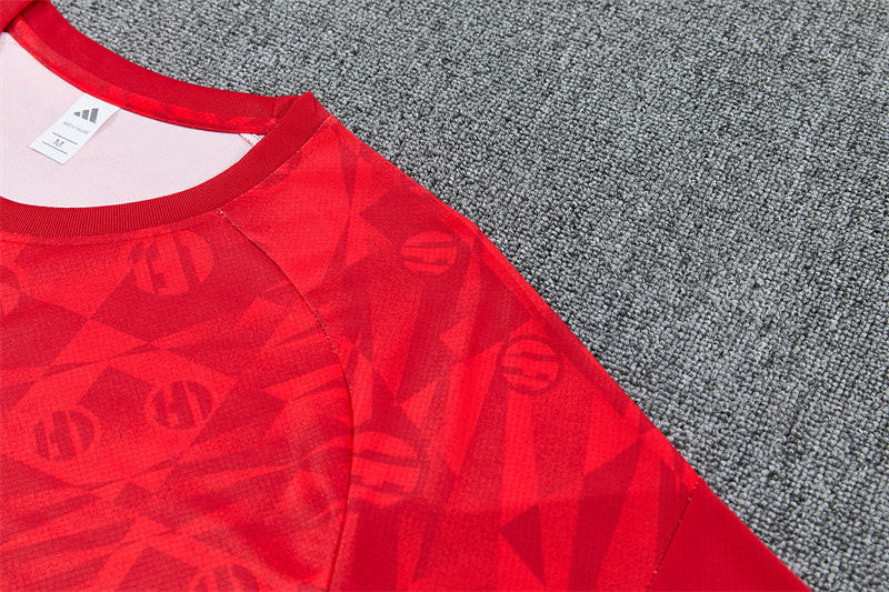 Ensemble enfant Liverpool 2026/27 détail motif