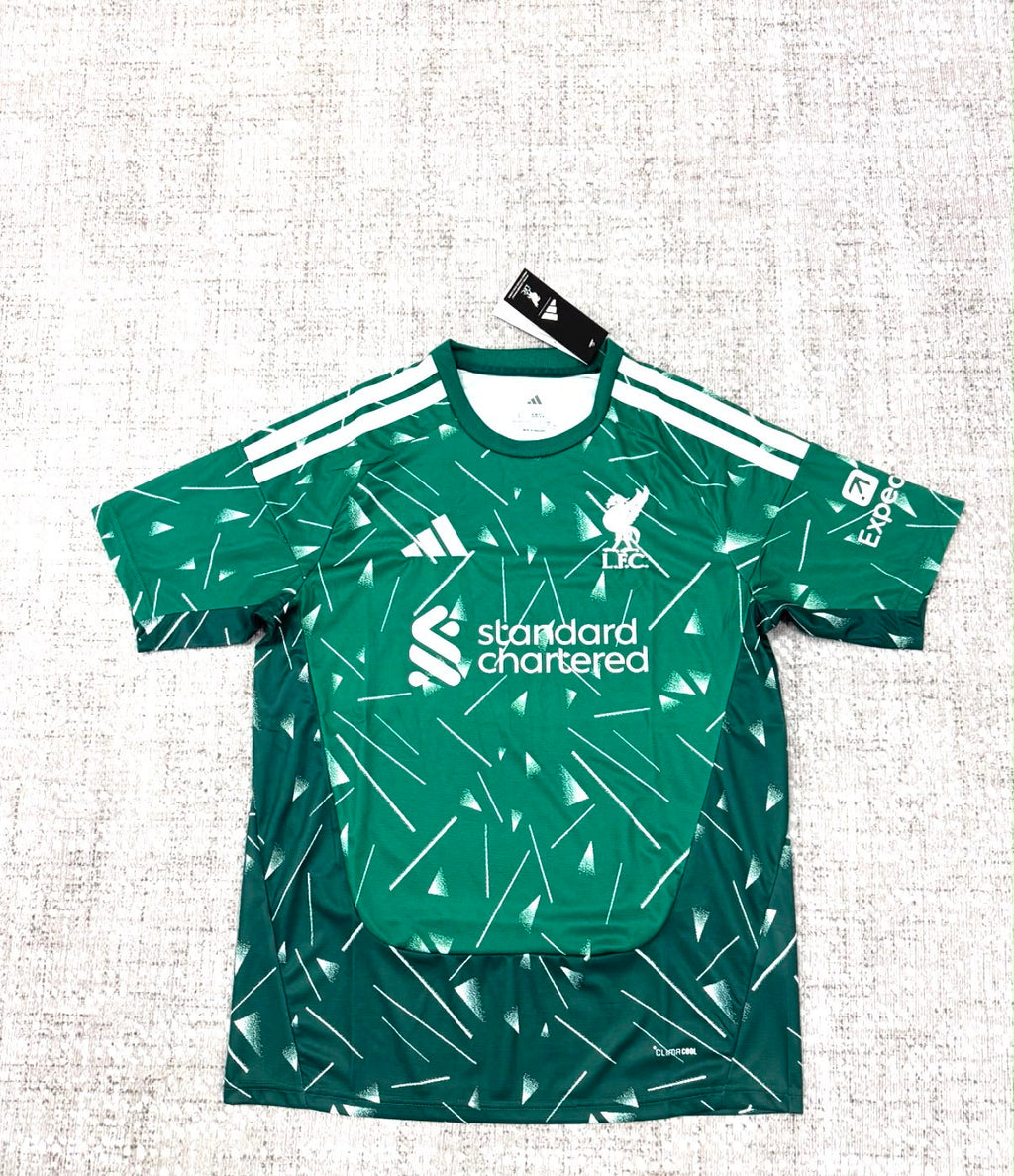 Maillot gardien Liverpool 2026/27 vert vue de face