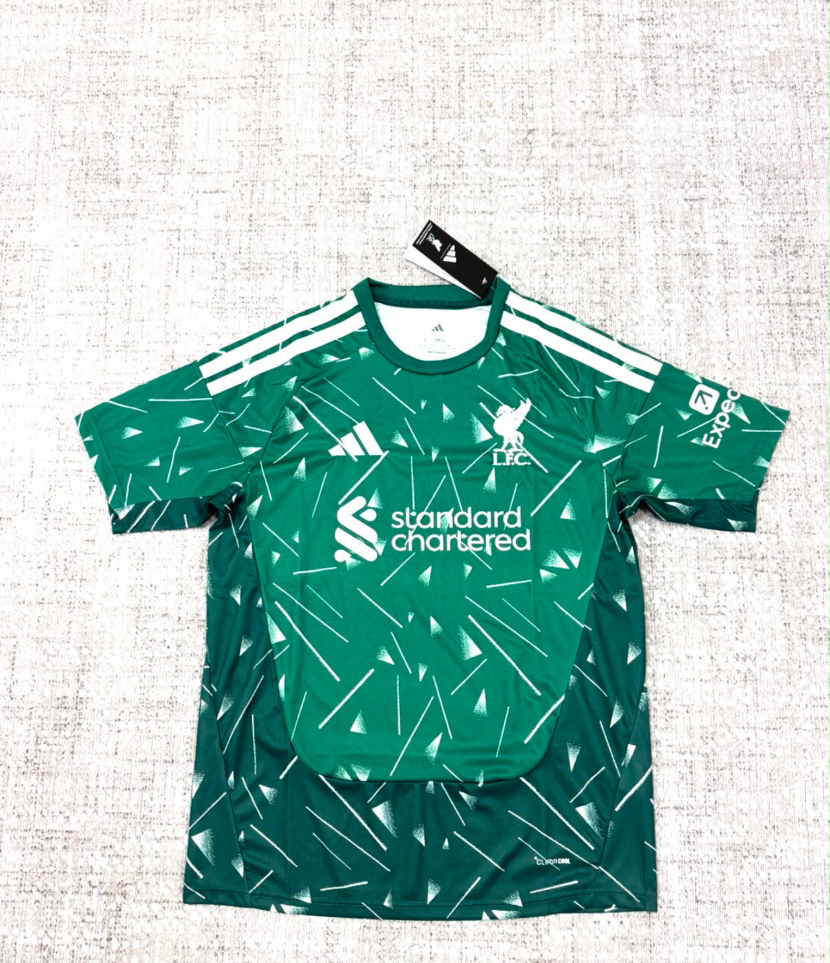 Maillot gardien Liverpool 2026/27 vert vue de face