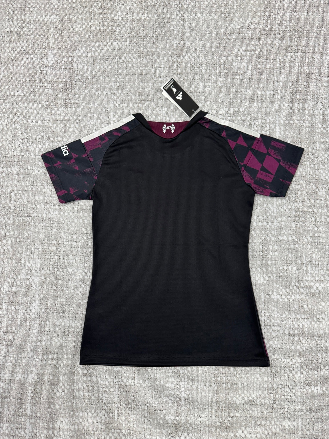 Maillot Liverpool noir et bordeaux - vue de dos