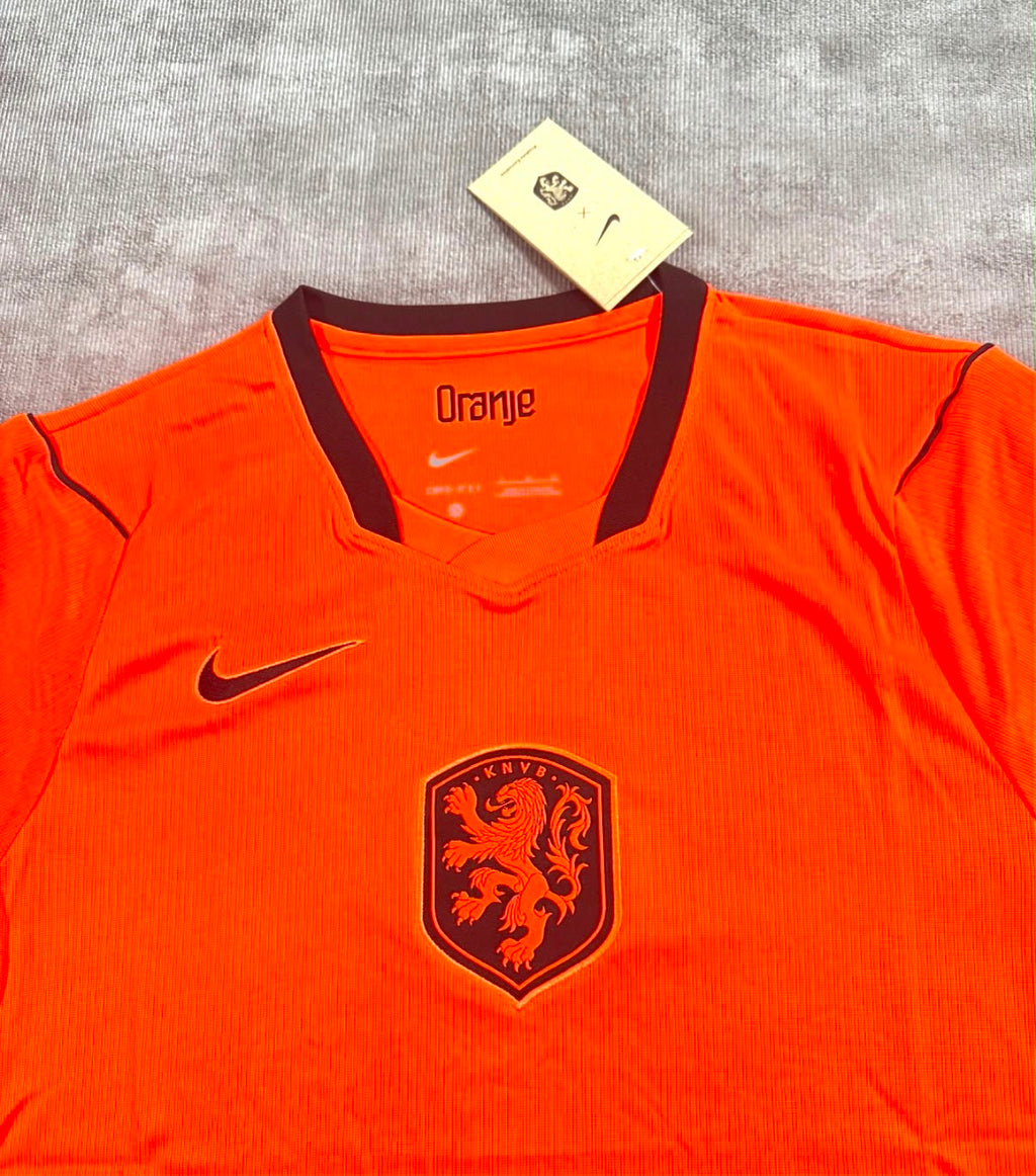 Maillot Pays-Bas orange - détail poitrine