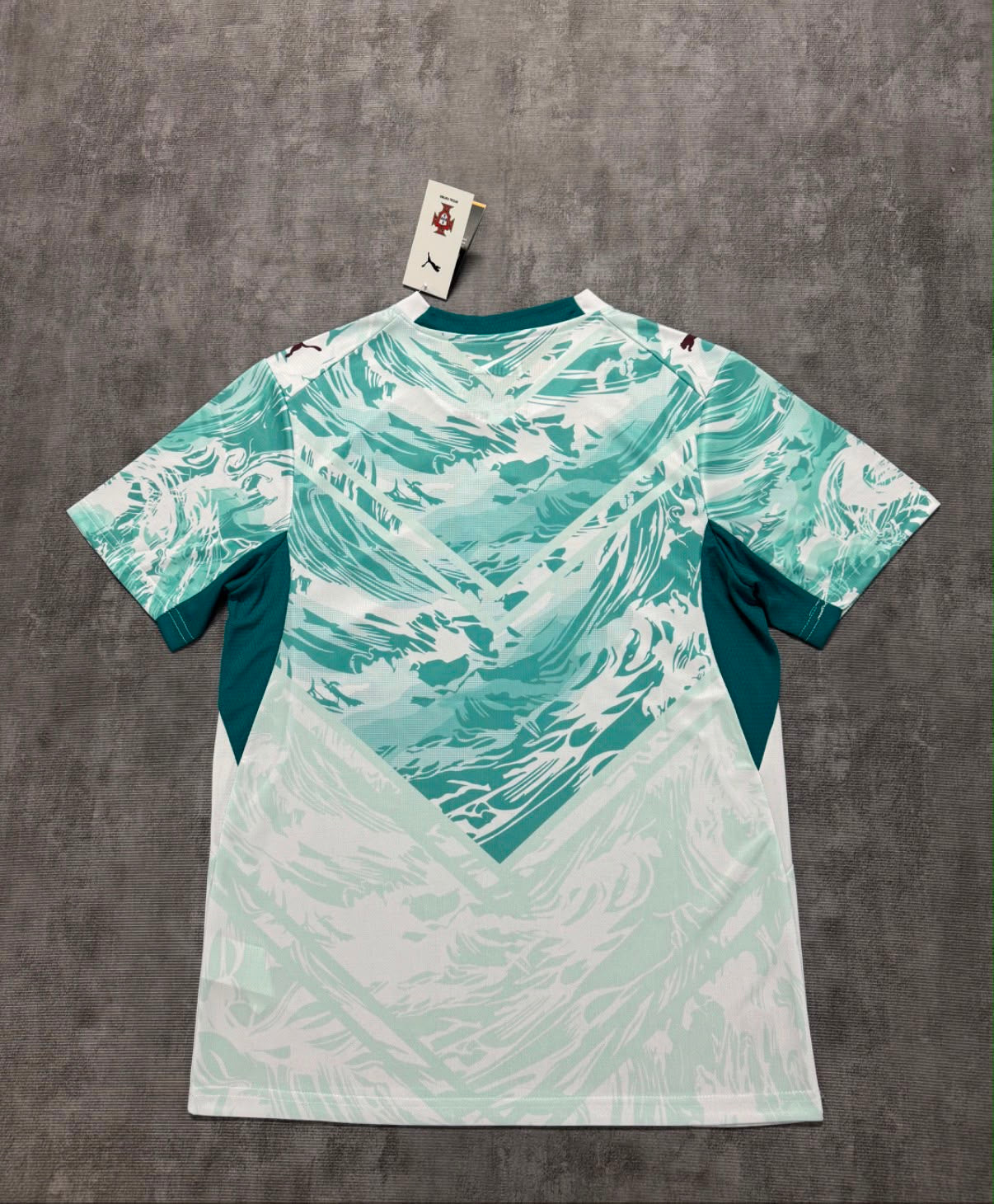 Maillot Portugal blanc et vert eau - dos