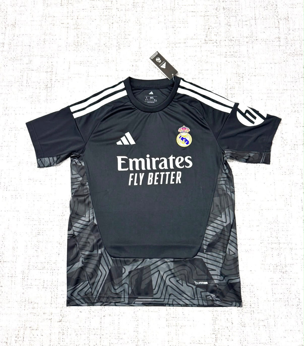 Maillot gardien domicile Real Madrid 2026/27 noir vue de face
