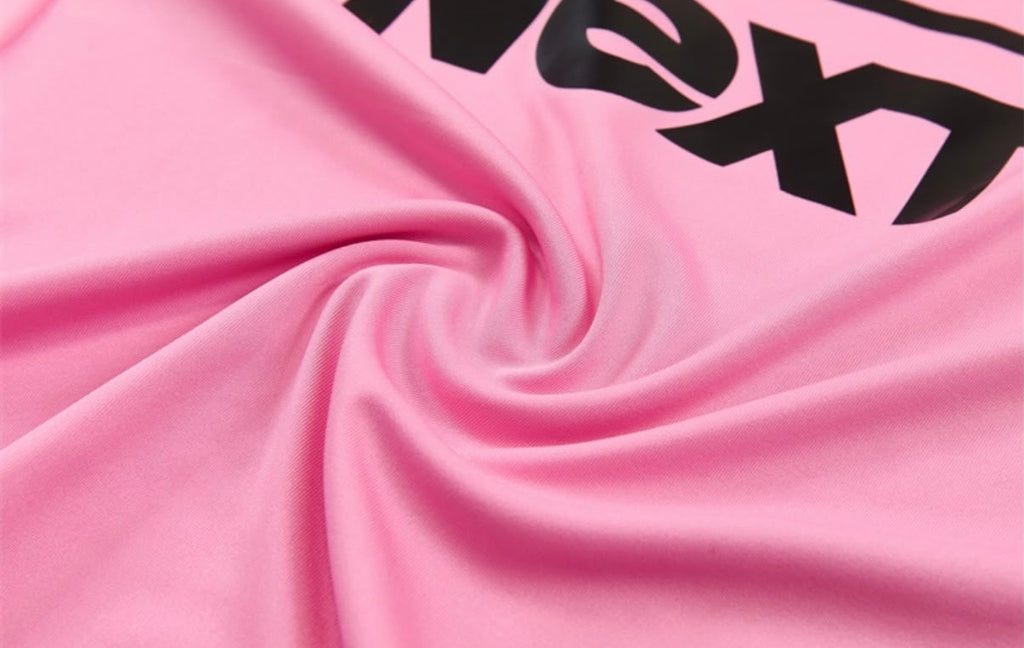 Survêtement Inter Miami rose et noir - détail du tissu