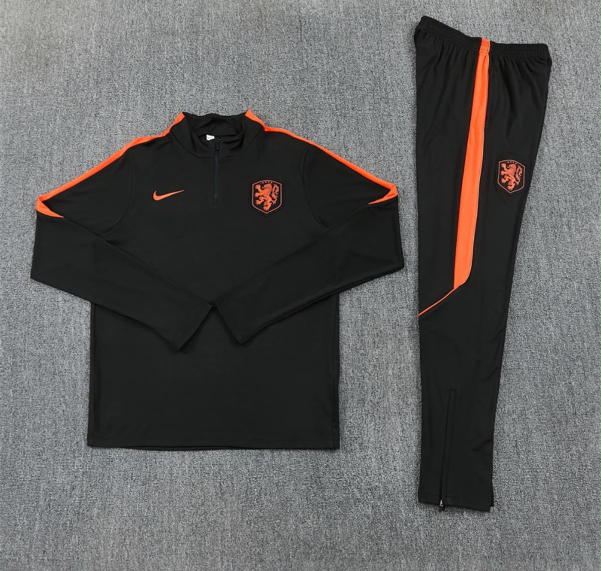 Survêtement Pays-Bas noir et orange - vue de face