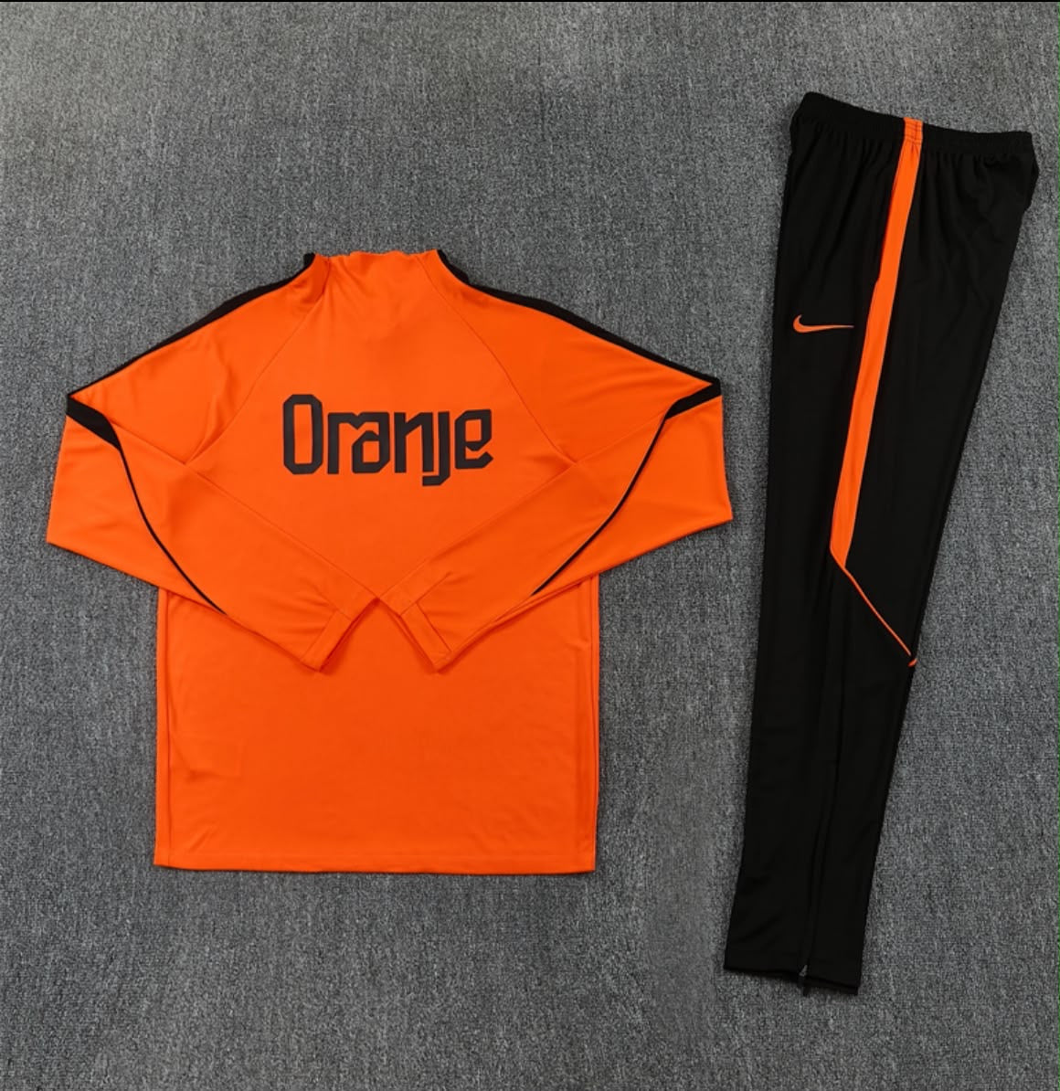 Survêtement Pays-Bas orange et noir - vue arrière